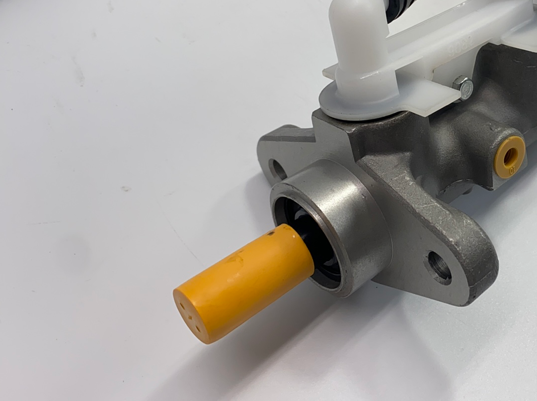 First Stop Brake Master Cylinder 2002-2005 Honda Civic 1.7L 2.0L