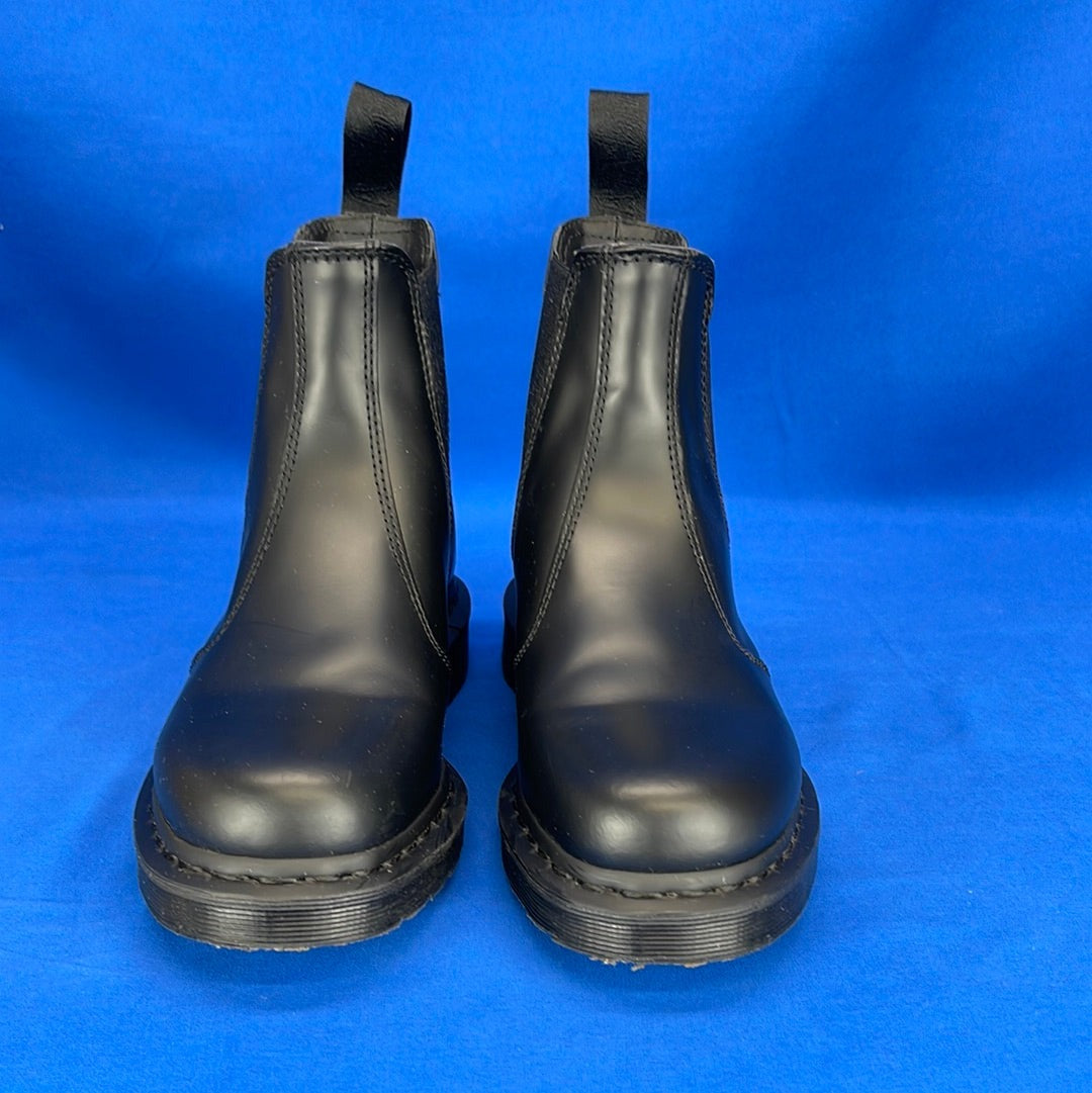Dr. Martens unisex-adult Chelsea Boot Chelsea Boot (Size- USM 7 / USW8)